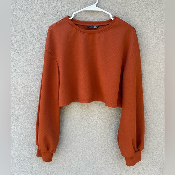 SHEIN Cropped Sweater - Picture 2 of 5